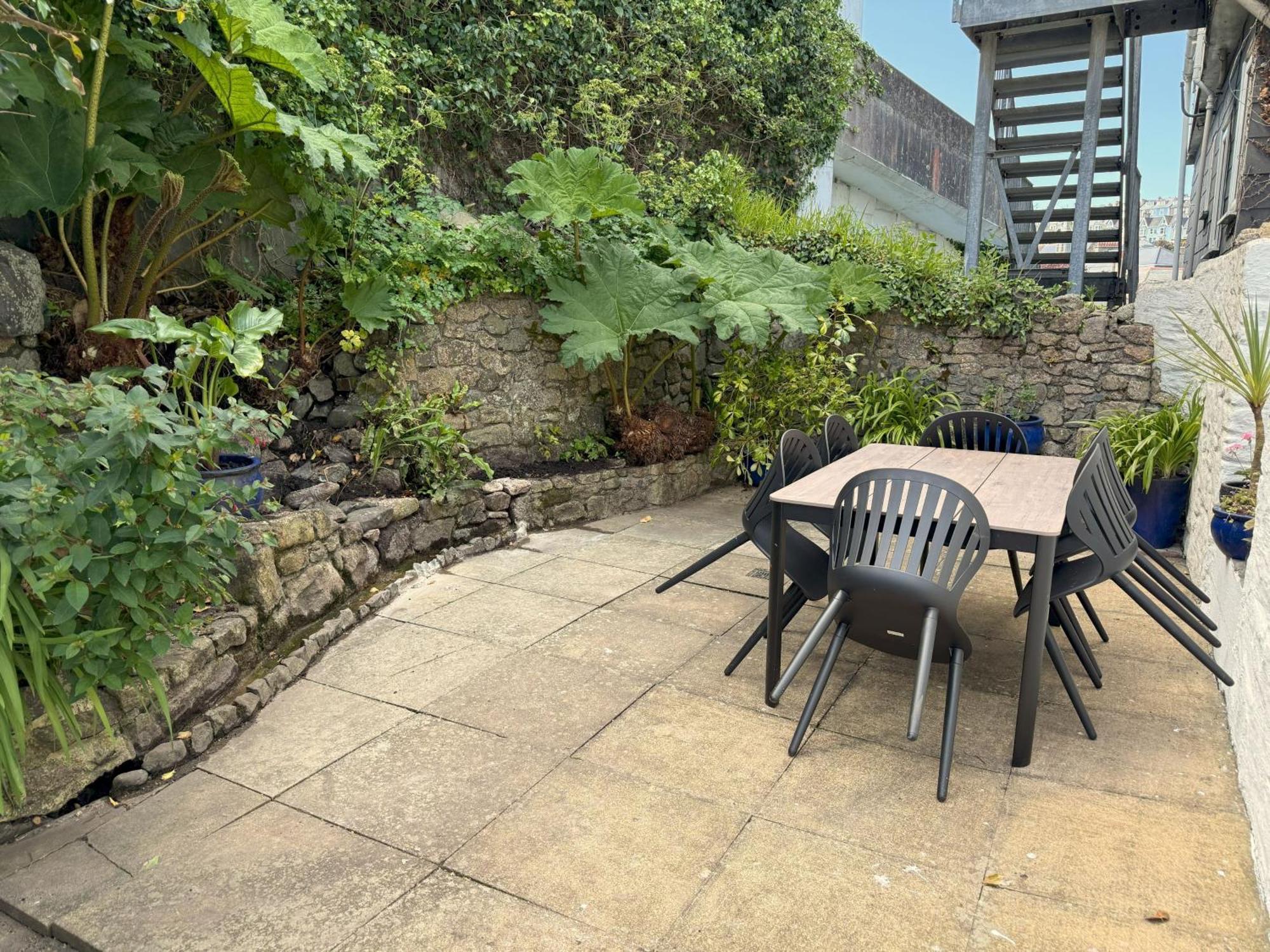 10 The Warren, Amazing Seaviews From Every Floor! St. Ives Exterior photo